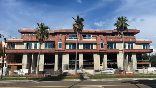 85 DAVIS BLVD #B photo