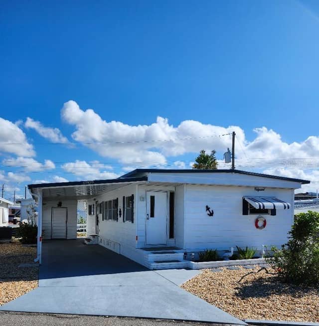 6909 E BAYOU LN photo