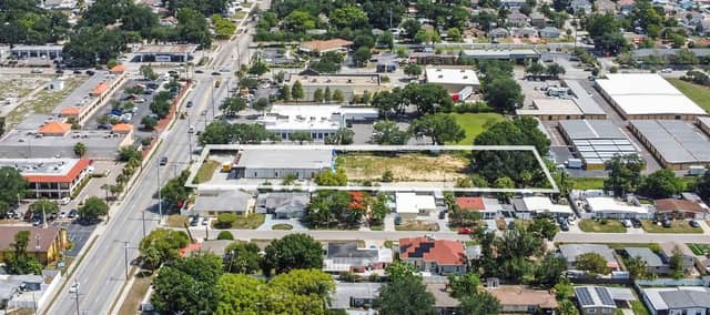 2711 N MACDILL AVE photo