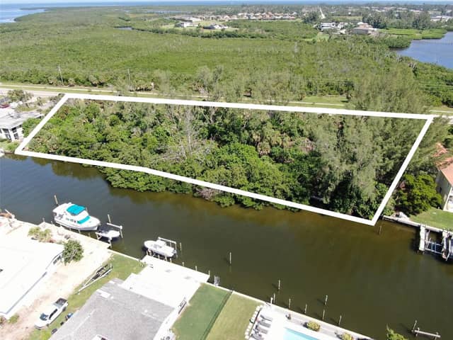 10005 W MANATEE AVE W photo