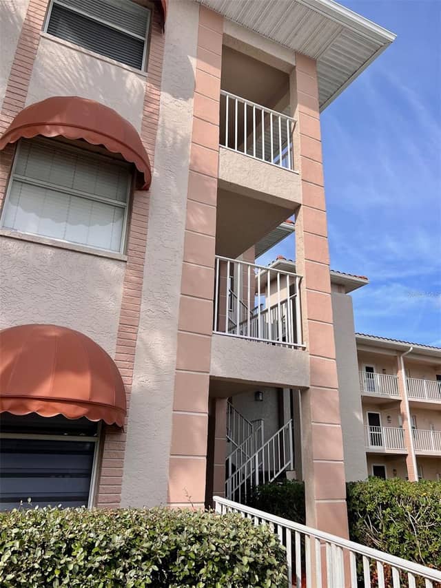 6501 STONE RIVER RD #203 photo