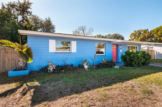 704 72ND AVE N photo