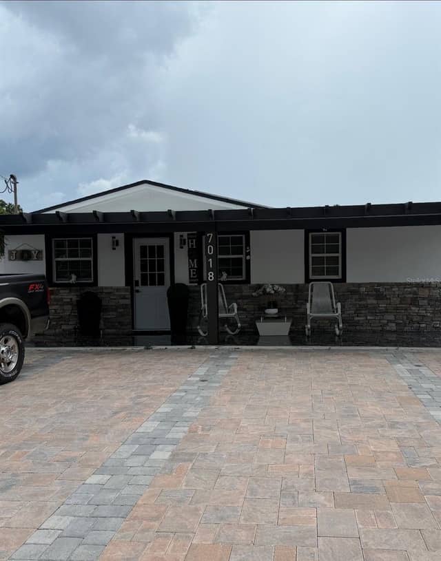 7018 N HALE AVE photo