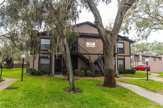 4009 NESTLE OAKS PL #104 photo