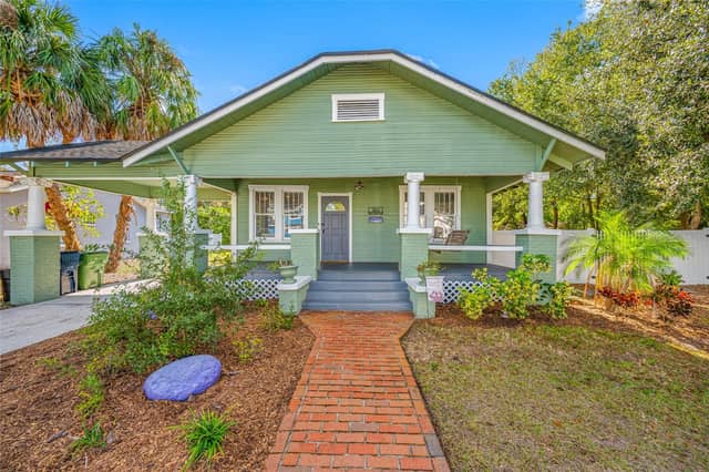 304 W HENRY AVE photo