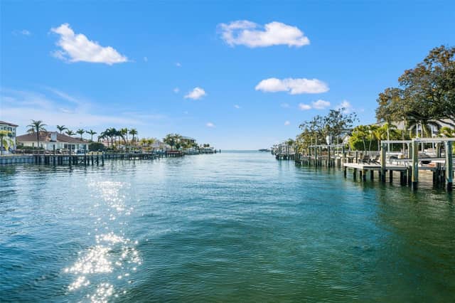 2605 S BEACH DR photo