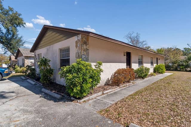 6404 S ADELIA AVE photo