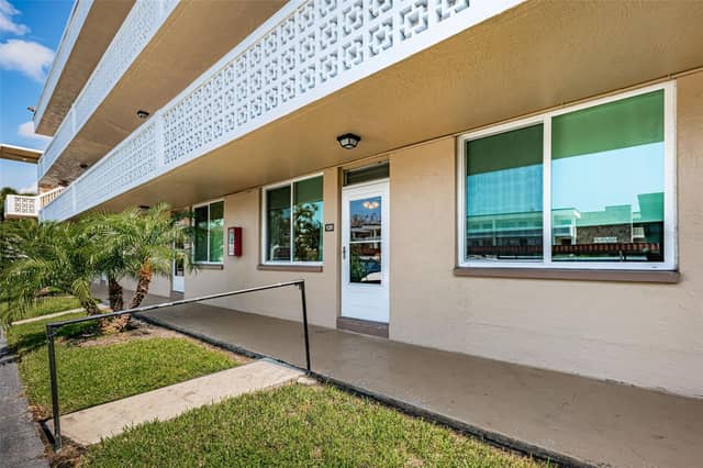 4915 BAY ST NE #126 photo