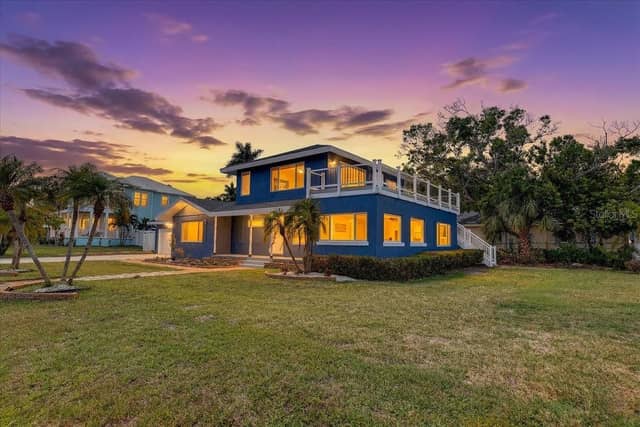 2201 RIVERVIEW BLVD photo