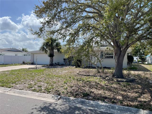 10307 SANDPIPER RD W photo
