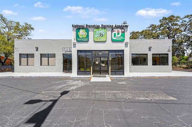 2304 E BUSCH BLVD photo