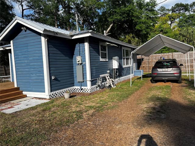 408 NE 18 ST photo