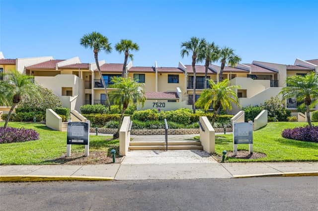 7520 SUNSHINE SKYWAY LN S #T22 photo