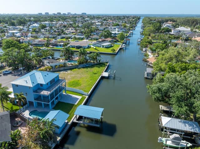 8717 DRIFTWOOD DR photo