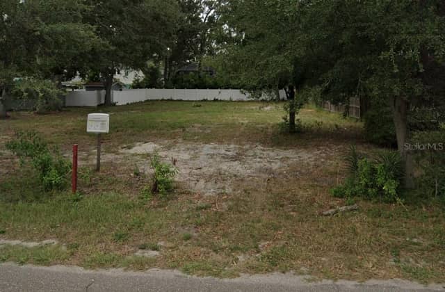 2405 S LOIS AVE photo