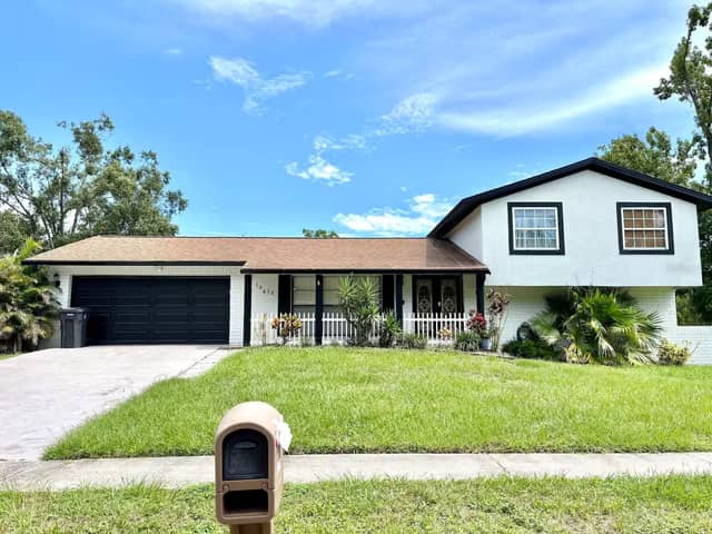 16513 SILVERHILL DR photo