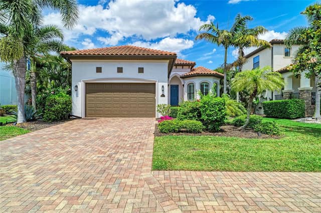 5819 TITLE ROW DR photo