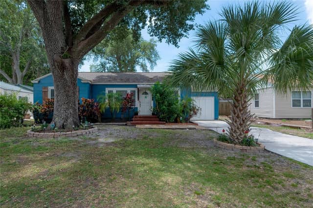 912 CORNELIUS AVE photo