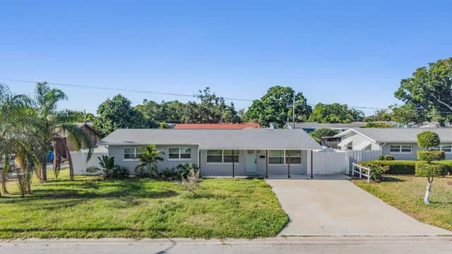 3920 WAHOO DR SE photo