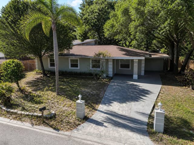 8618 GRANDVIEW DR photo