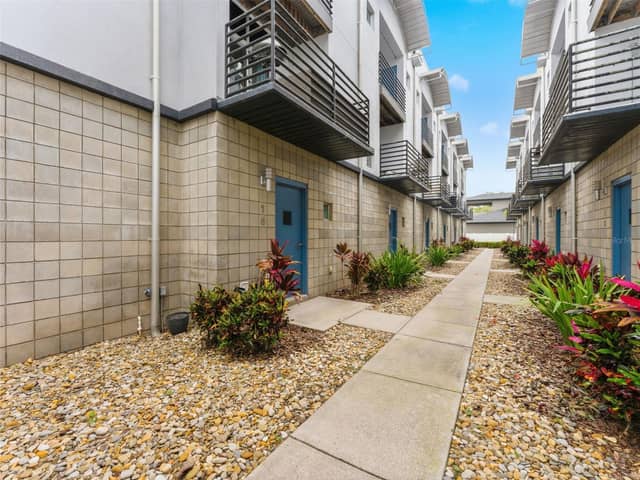5008 S MACDILL AVE #16 photo