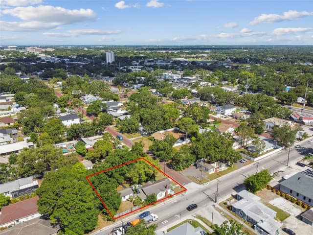 702 W VIRGINIA AVE photo