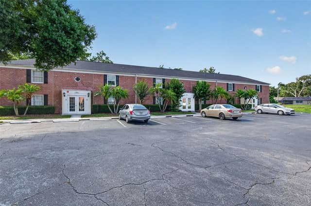 2521 CEDAR CYPRESS CT #101 photo