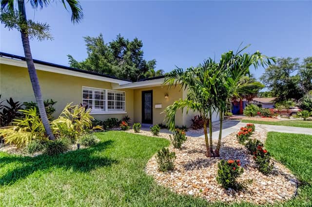 4174 14TH LN NE photo