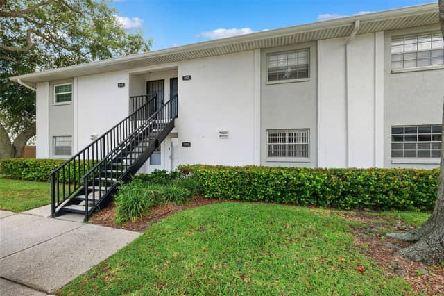 3808 N OAK DR #U31 photo