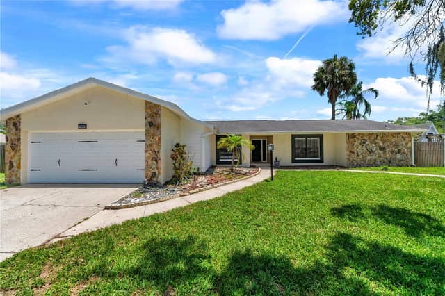 13603 WESTSHIRE DR photo