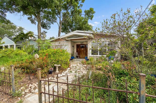 159 BISCAYNE AVE photo