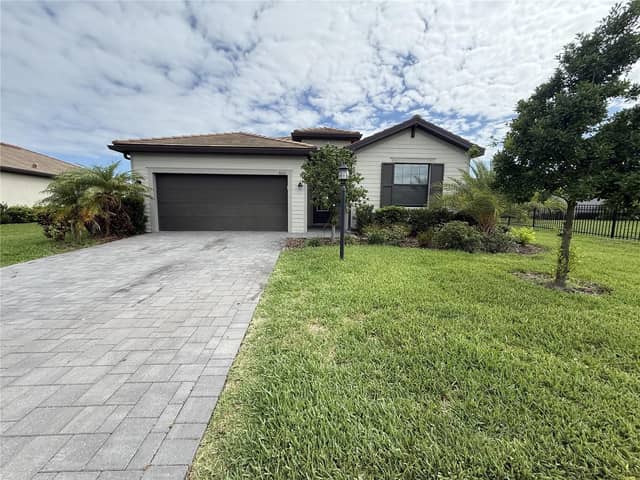 5132 CORAL REEF WAY photo