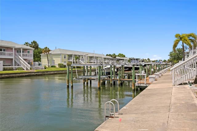 00 COQUINA KEY DR SE #107SS photo