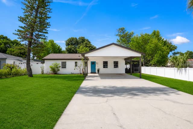 3816 W PAXTON AVE photo