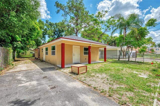 1420 19TH AVE W photo