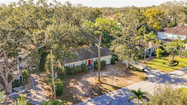 3120 W COACHMAN AVE photo