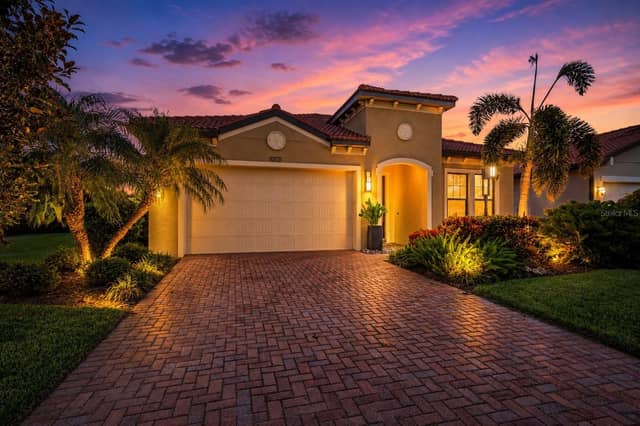 10121 MARBELLA DR photo
