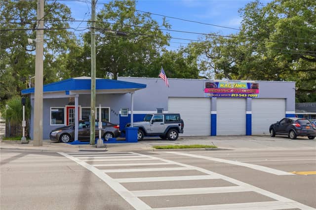6200 N NEBRASKA AVE photo