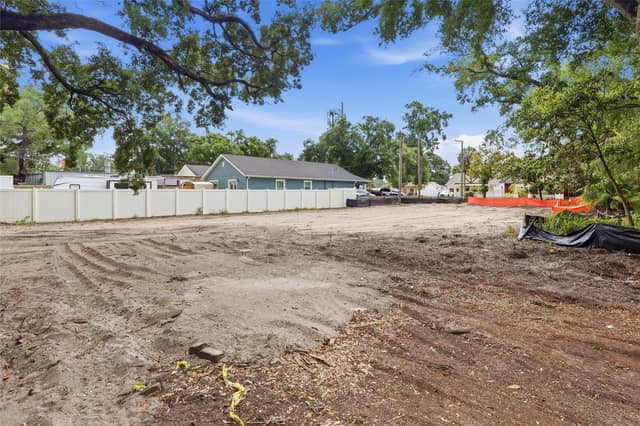 6201 E KING ST photo