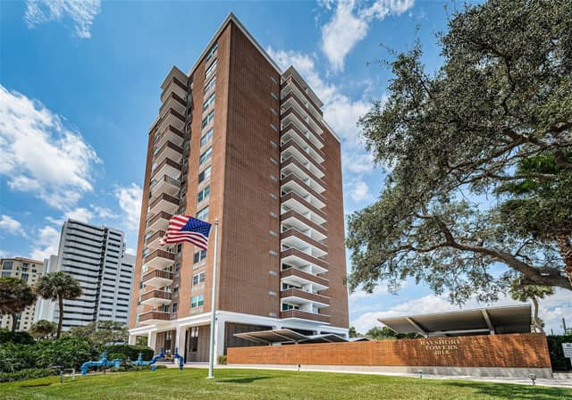4015 BAYSHORE BLVD #4C photo