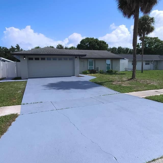 7019 FOUNTAIN AVE photo