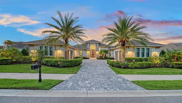 8339 LUCERNE LOOP photo