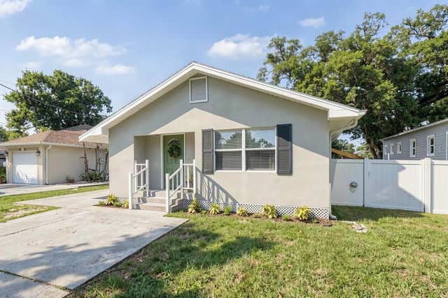 3913 N LYNN AVE photo