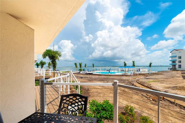5277 ISLA KEY BLVD S #124 photo