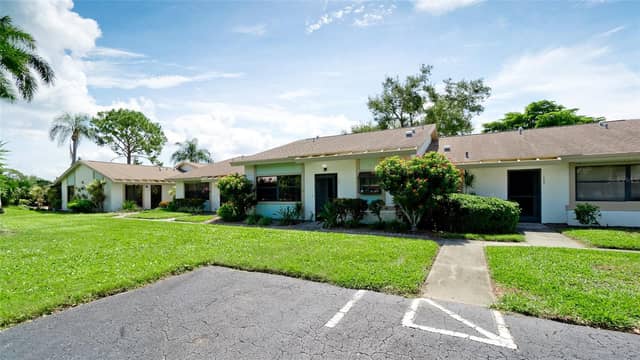 6507 HERITAGE LN #2605 photo