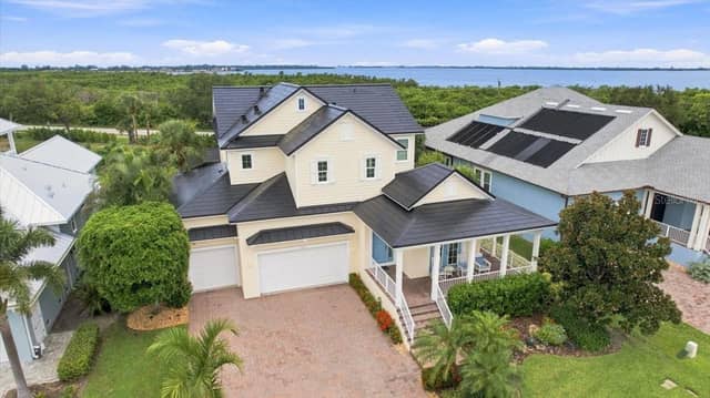8124 37TH AVENUE CIR W photo
