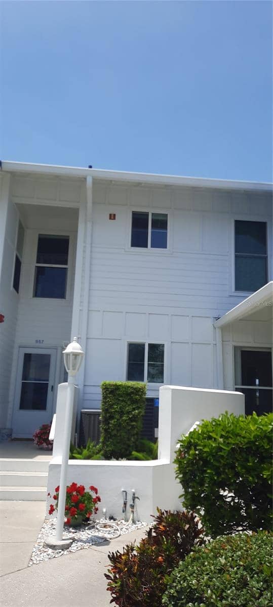 957 SANDPIPER CIR #0 photo