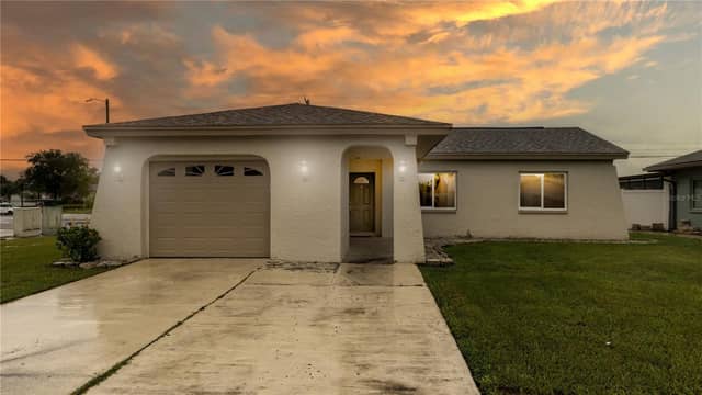 4802 RIDGE POINT DR photo