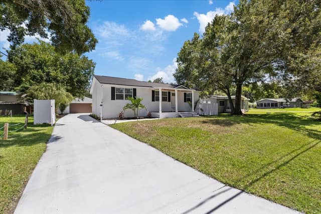 6403 ELLIOT DR photo