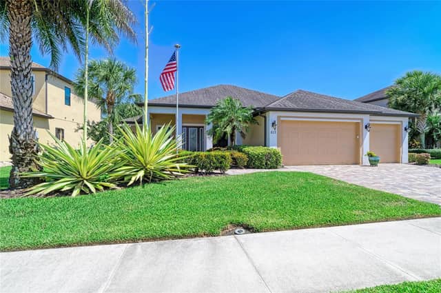 517 CHANTILLY TRL photo